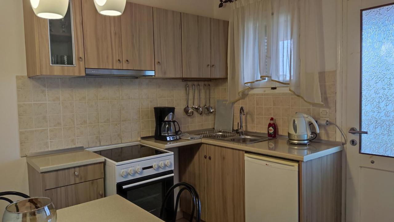Mirsini Apartments Айос-Георгіос Екстер'єр фото